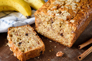 Receitas: Banana bread com crocante de aveia é opção deliciosa para o lanche da tarde; veja a receita!