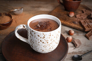 Receitas: Receita: Chocolate Quente Cremoso com Leite Condensado