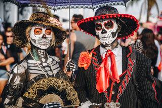 Na Cidade: Festival de Dia de Muertos e de Tacos Mexicanos no Memorial da América Latina