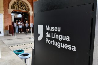 Filmes e séries: Sessão gratuita com filme, pipoca e refrigerante no Museu da Língua Portuguesa