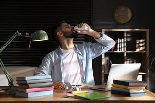 Saúde e Bem-Estar: É isso que o excesso de energético pode causar no seu corpo