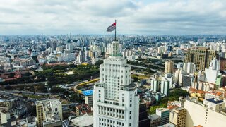 Na Cidade: Estas são as 3 exposições em cartaz no Farol Santander que você não pode perder