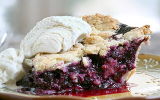 Torta de açaí carioca