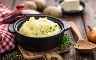 Purê vegano de batata com couve-flor