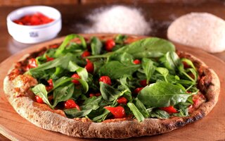 13 pizzarias que vendem opções integrais, veganas e sem glúten