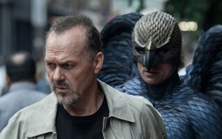 Birdman ou (A Inesperada Virtude da Ignorância)