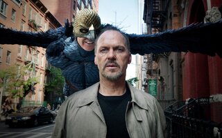 Birdman ou (A Inesperada Virtude da Ignorância)