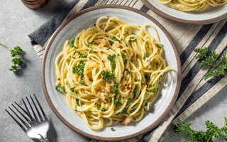 Linguine com gorgonzola - Renata