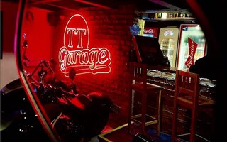 TT Garage Bar