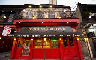 St. Jones Irish Pub