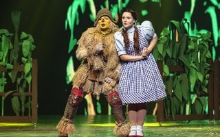 Assistir ao musical 'O Mágico de Oz'