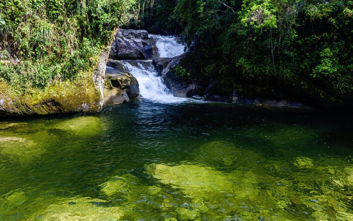 10 Cachoeiras Com águas Cristalinas Que Você Precisa Conhecer No Brasil