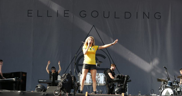 Ellie Goulding transforma o Autódromo em uma balada no Lolapalooza 2014