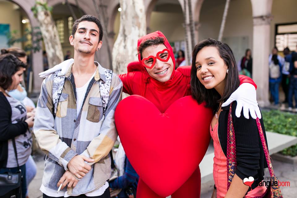 Viagens: Universitário Sangue Bom volta às faculdades cariocas