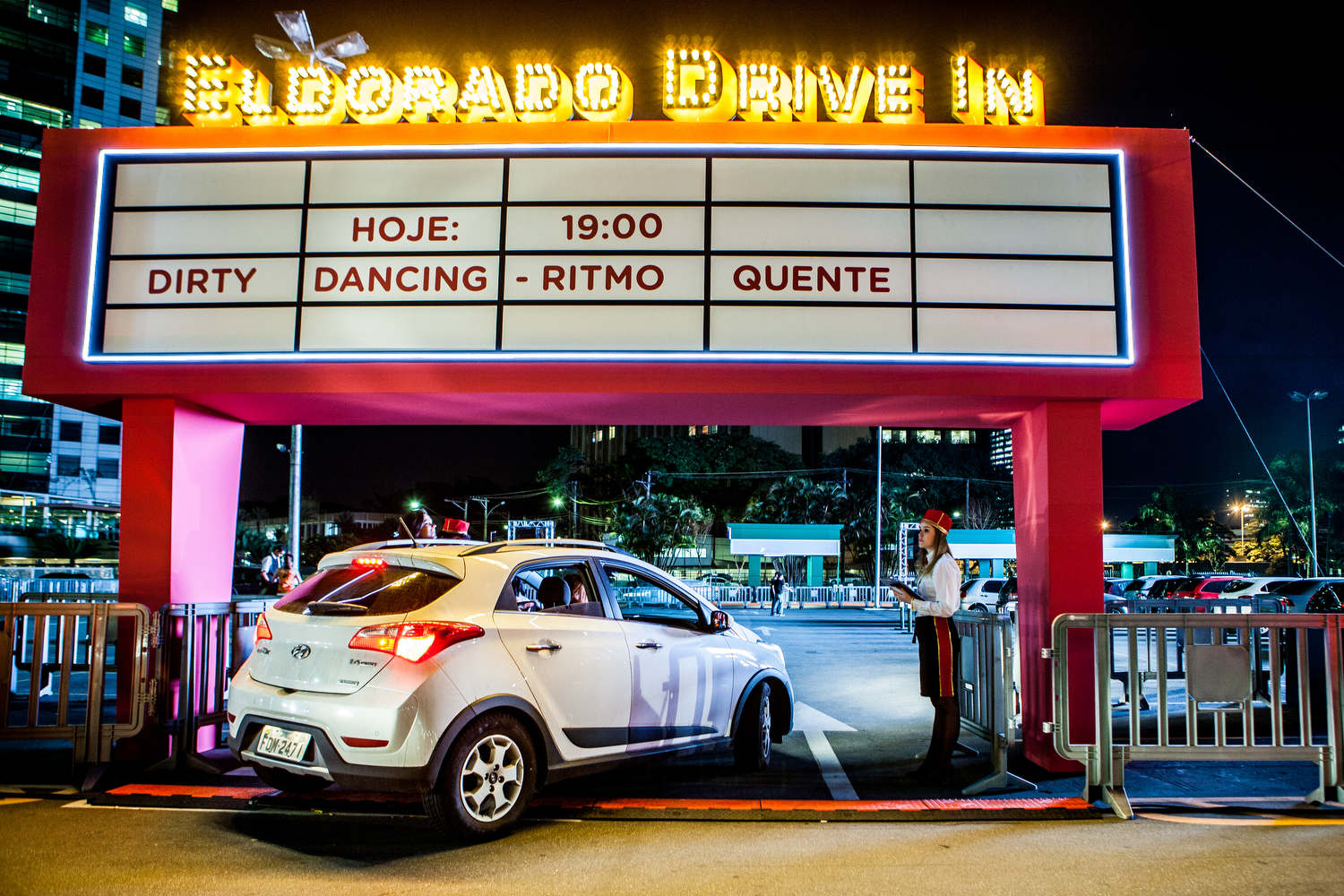 Compras: Cine Drive-In no Shopping Eldorado