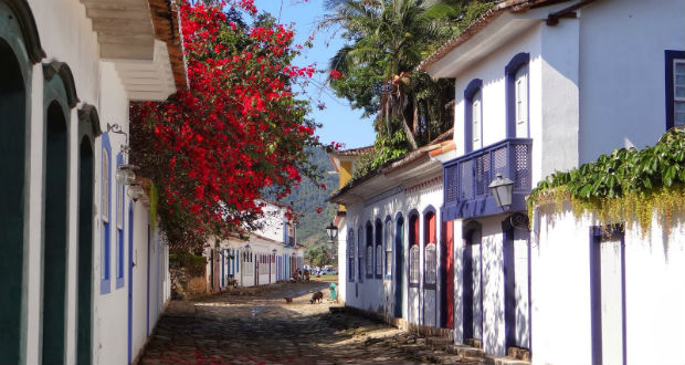 Mais de 8 lugares que vão fazer você se apaixonar por Paraty